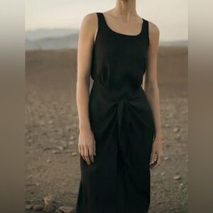 Elegant Black Sleeveless Dress